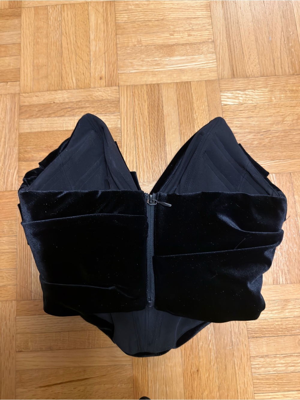 Houseofcb velvet corset - Picture 3 of 4